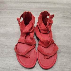 Red Suede Bow Sandals - Size 8.5